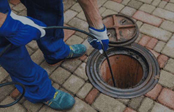 How to Tell If Your Sewer Line Is Clogged